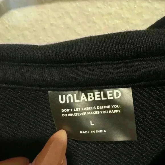 Unlabeled Skull Drip Graphic Chunky Hoodie in Black‎ Size L - Picture 3 of 4